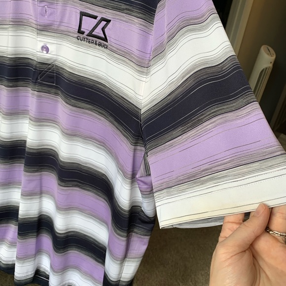 Large, purple, black and white cutter& buck polo - Picture 4 of 5
